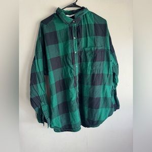 OLD NAVY Plaid Boyfriend shirt